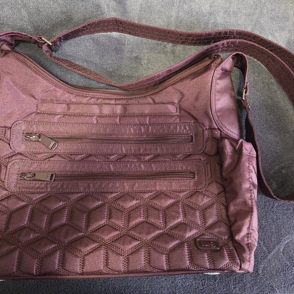 Lug Camper - Shimmer Wine